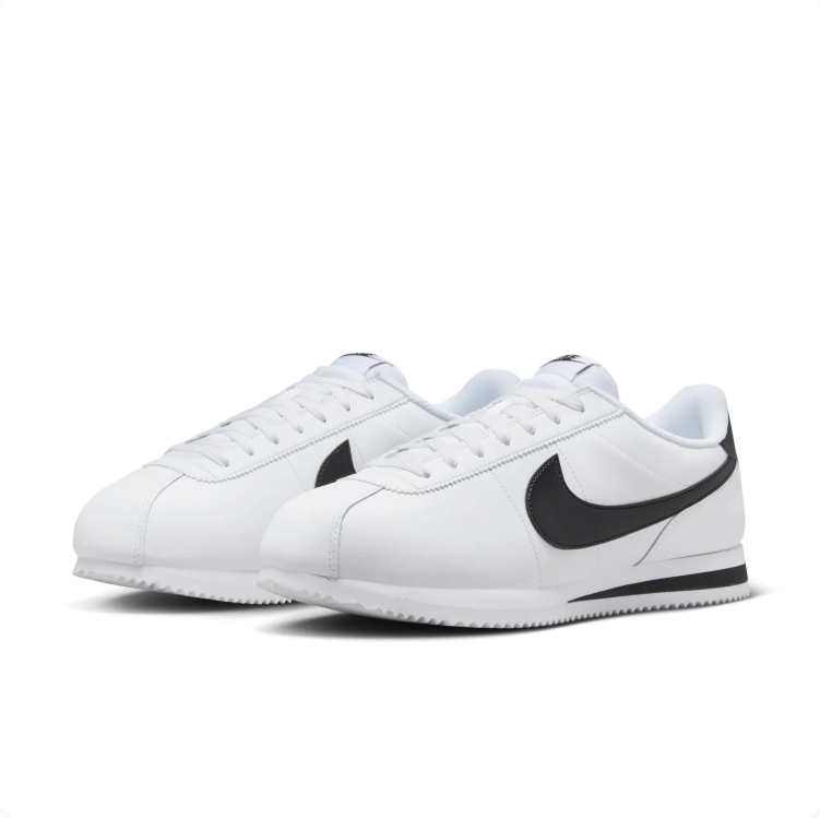 Nike White & Black Retro Low-Top Lace-Up Sneakers