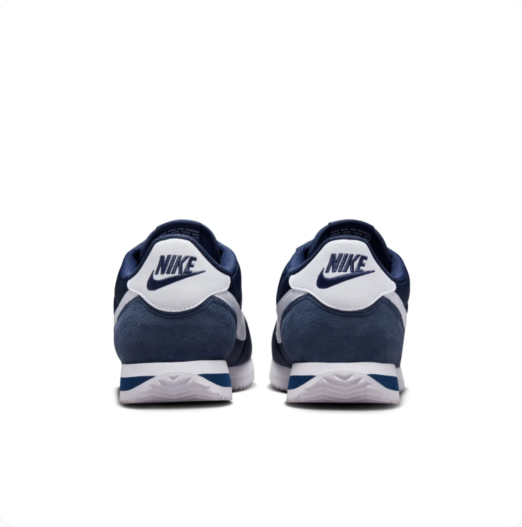 Nike Navy & White Retro Low-Top Lace-Up Sneakers